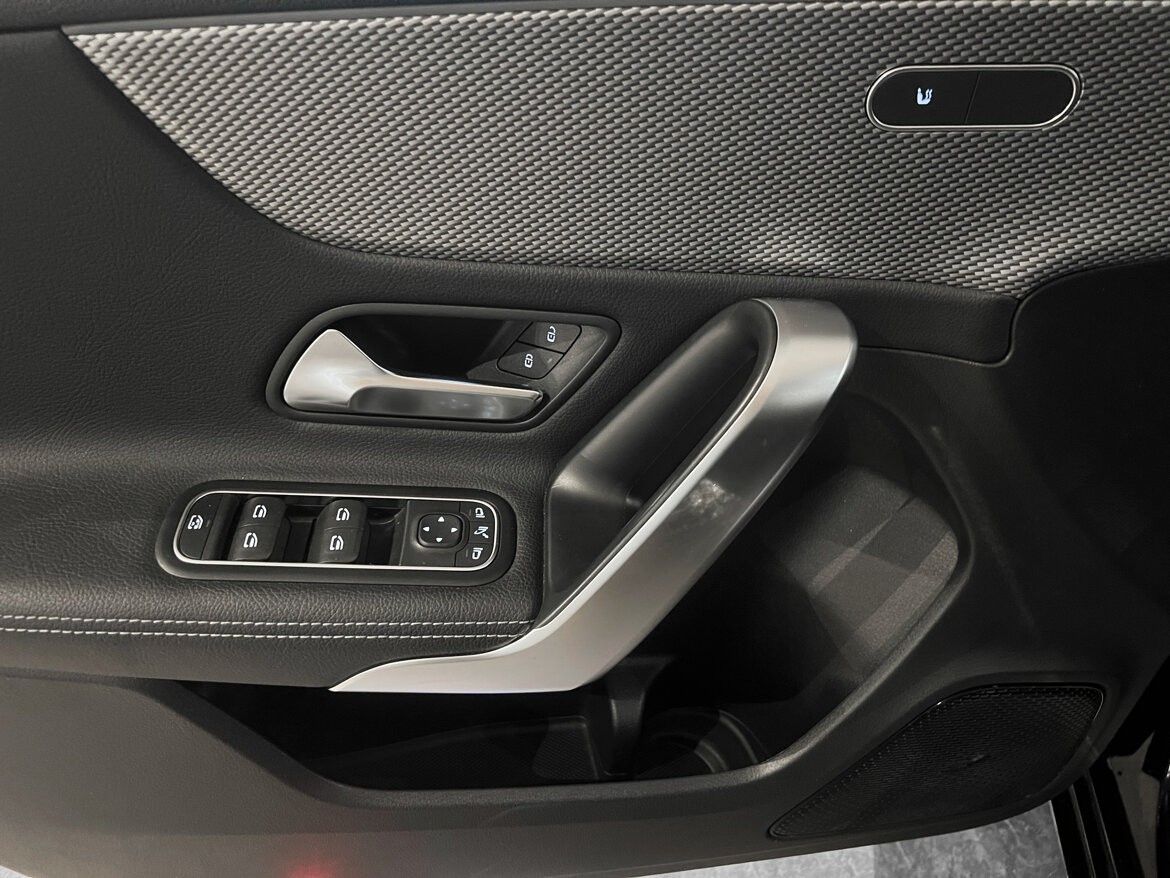 MERCEDES-BENZ CLASSE A IV 180D 116CH AMG LINE 8G-DCT - Image 8