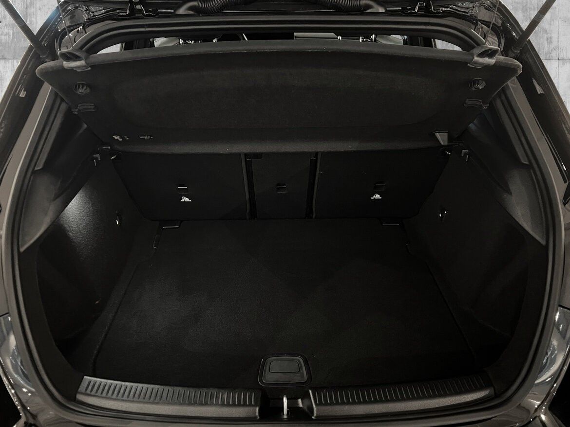 MERCEDES-BENZ CLASSE A IV 180D 116CH AMG LINE 8G-DCT - Image 13