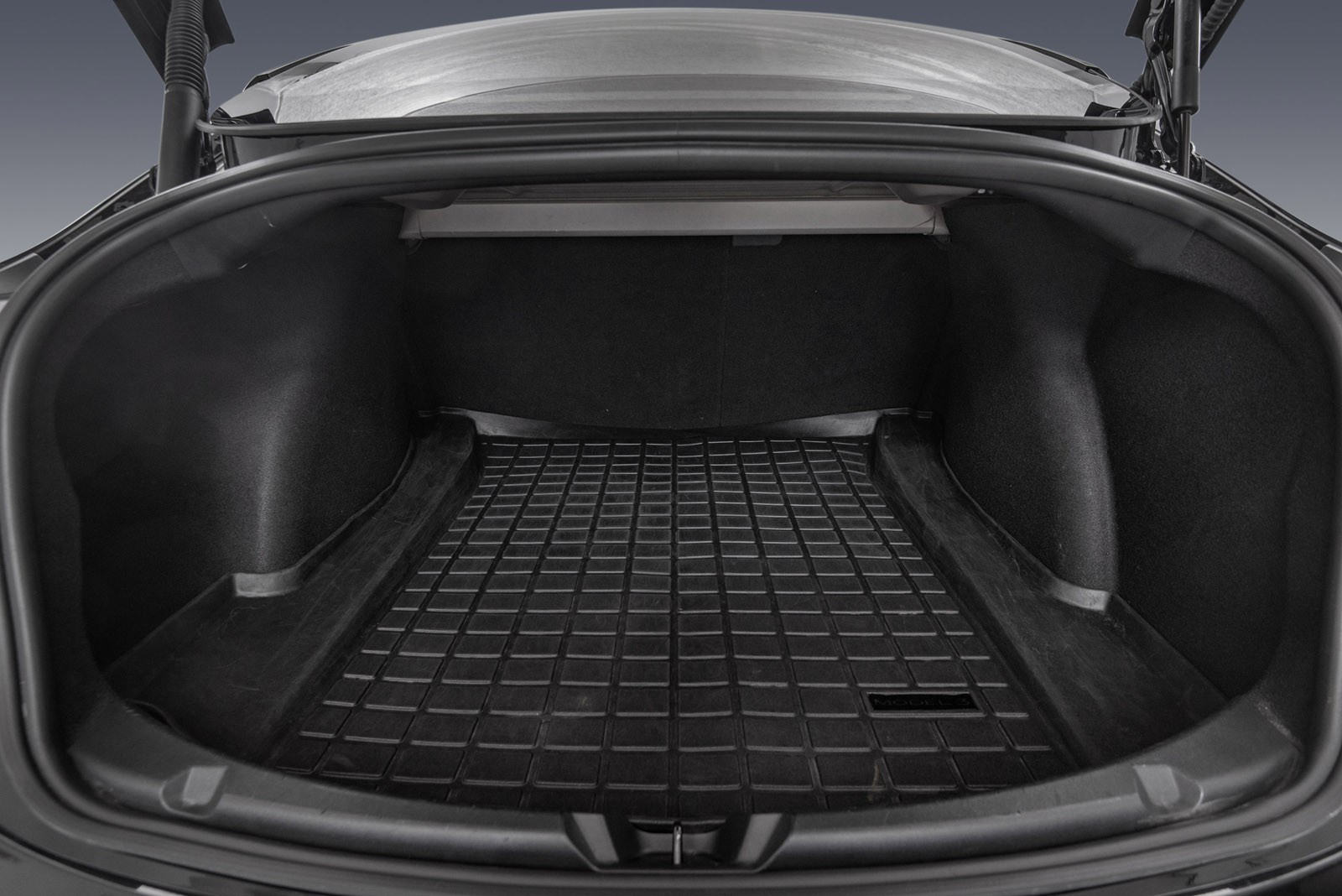 TESLA MODEL 3 LONG RANGE DUAL MOTOR - Image 9