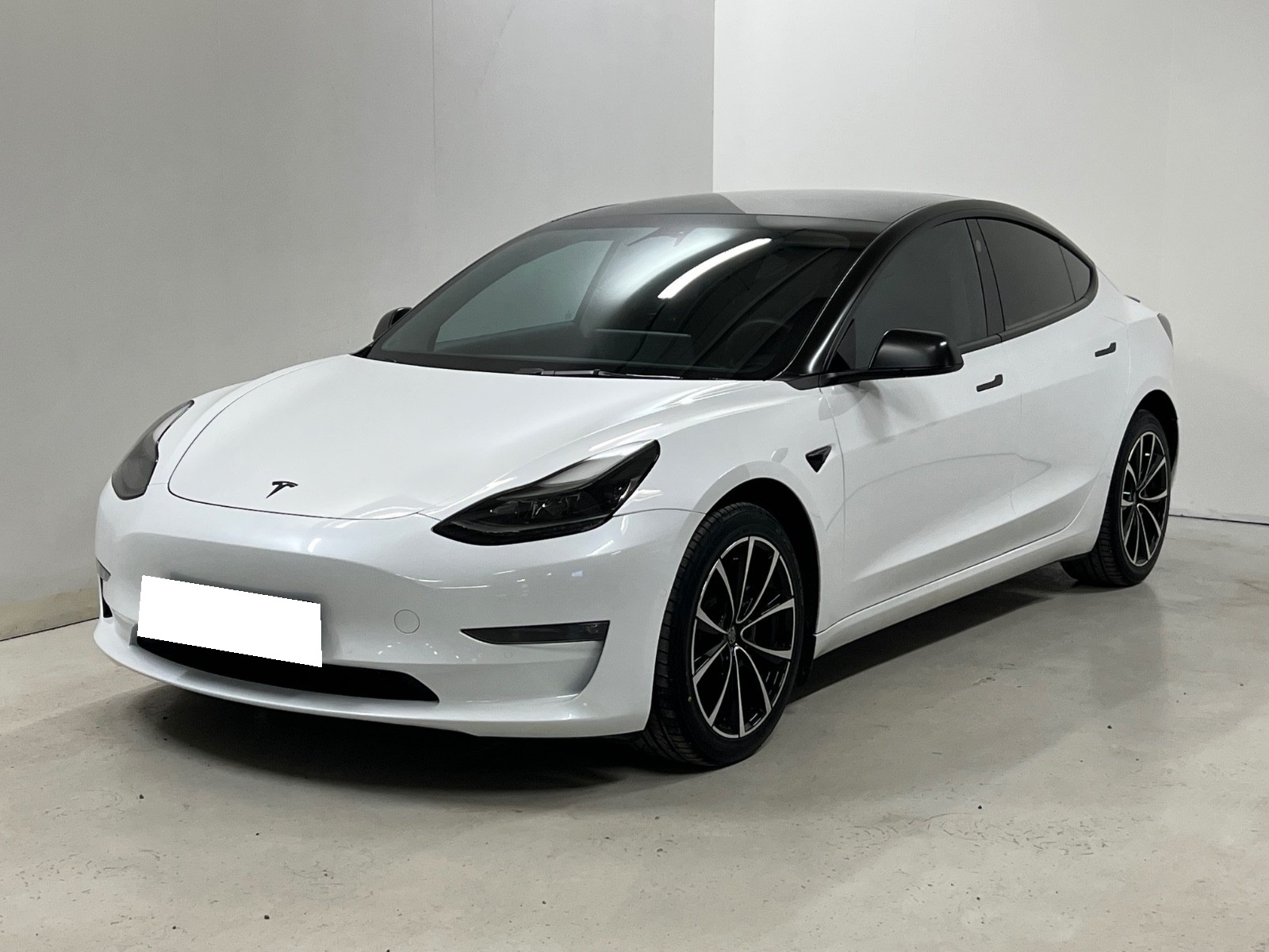 TESLA MODEL 3 LONG RANGE DUAL MOTOR