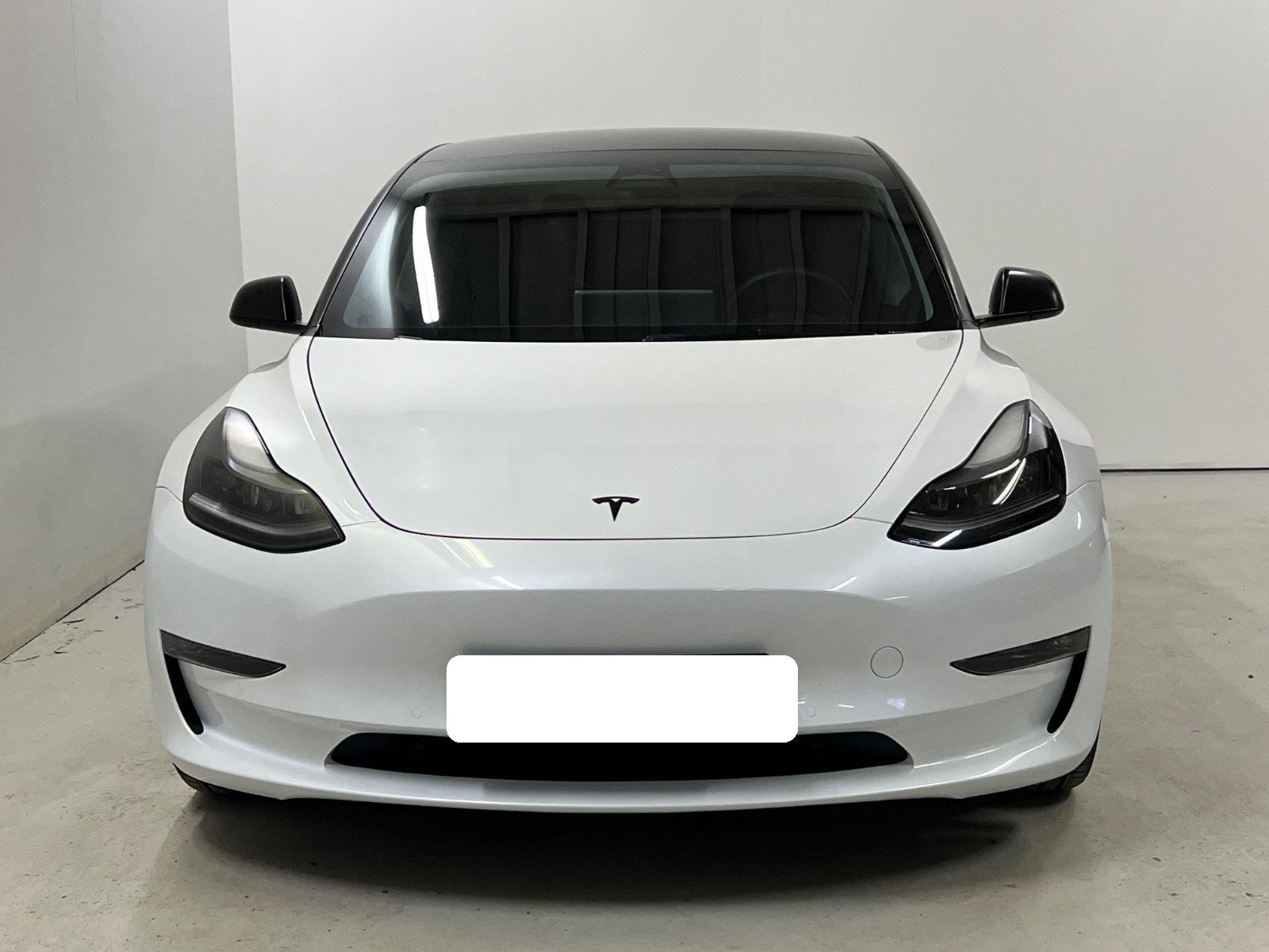 TESLA MODEL 3 LONG RANGE DUAL MOTOR - Image 3