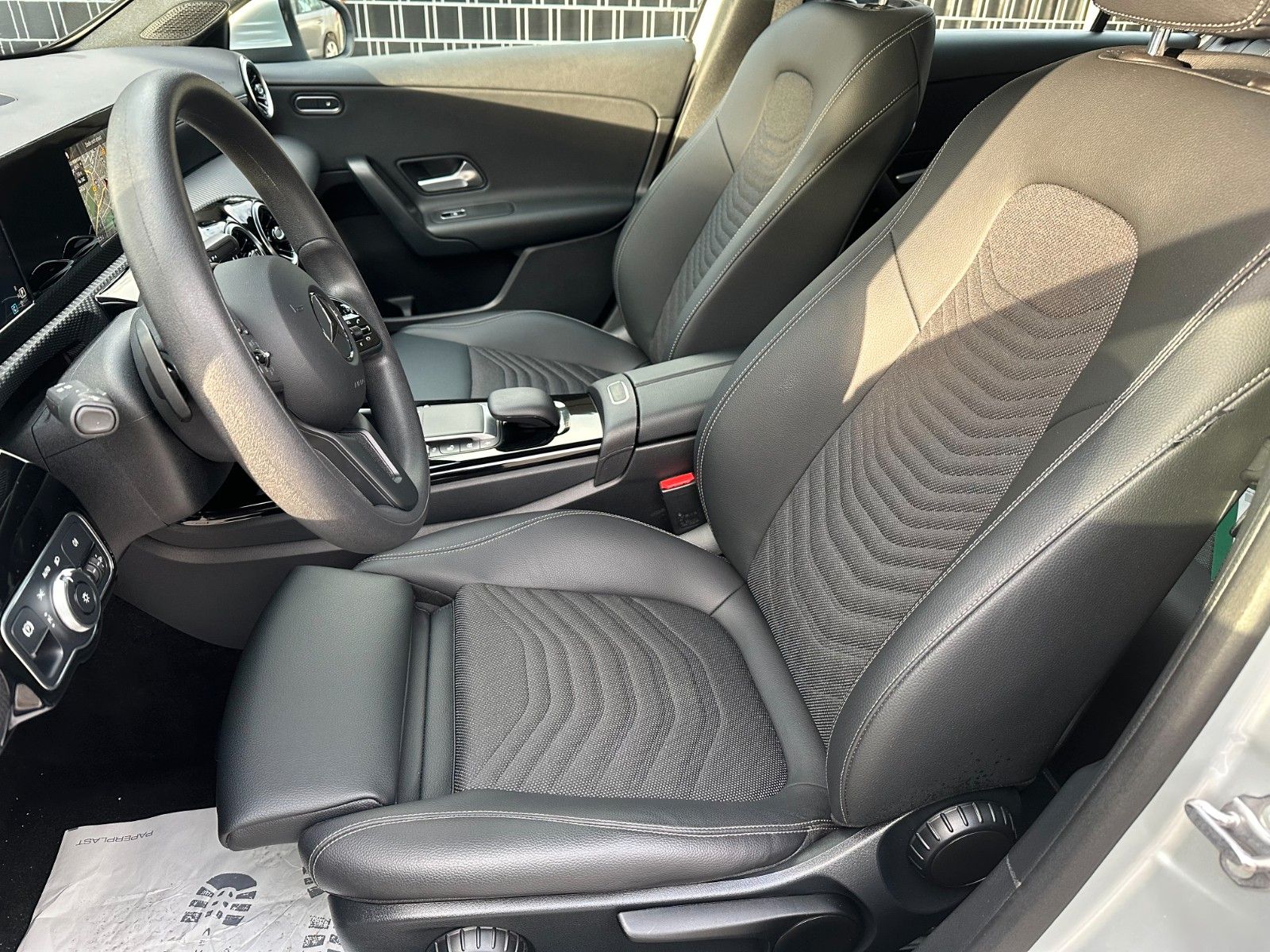 MERCEDES-BENZ CLASSE A 180 D BUSINESS LINE 8G-DCT - Image 14