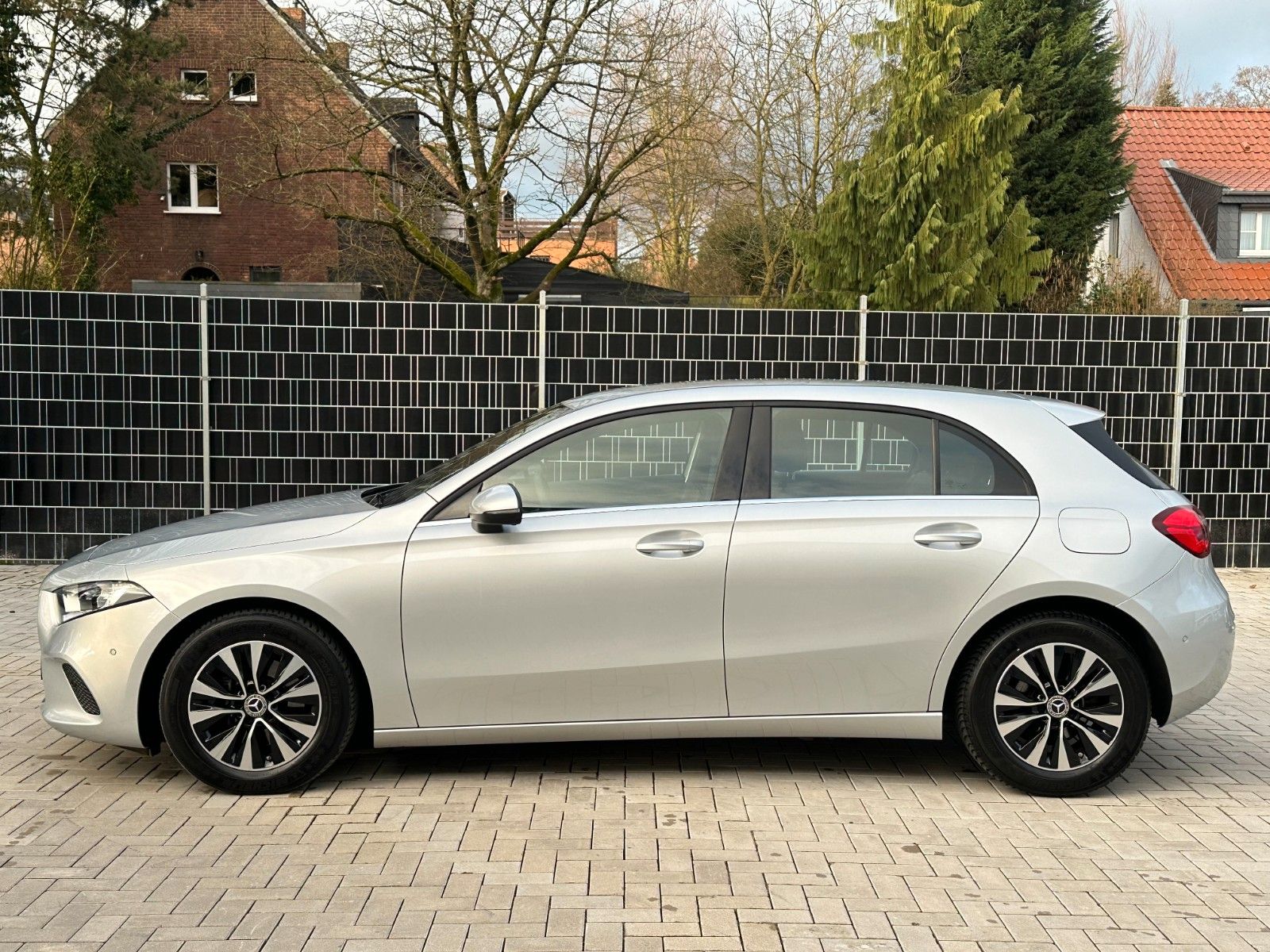 MERCEDES-BENZ CLASSE A 180 D BUSINESS LINE 8G-DCT - Image 3