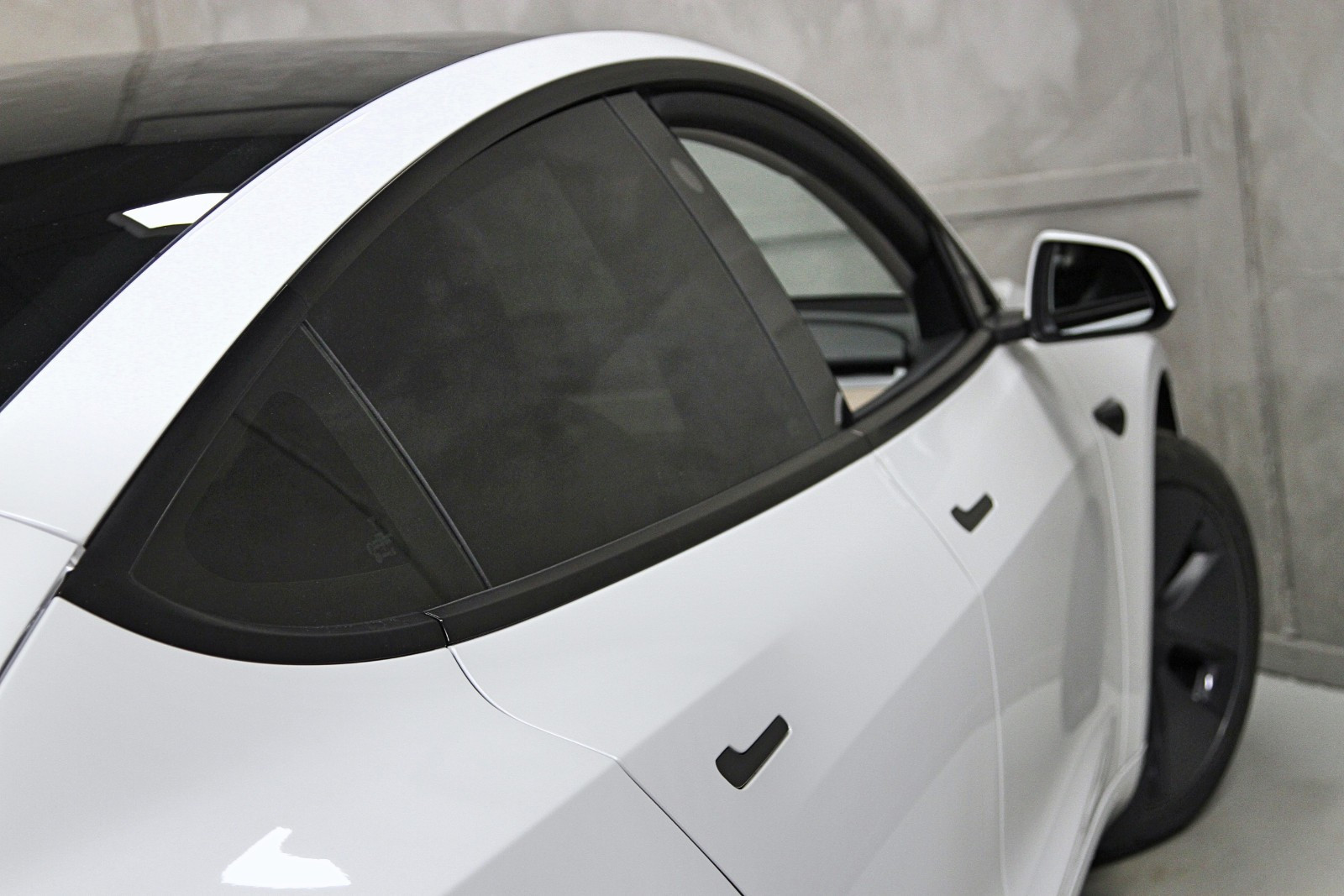 TESLA MODEL 3 LONG RANGE DUAL MOTOR - Image 3