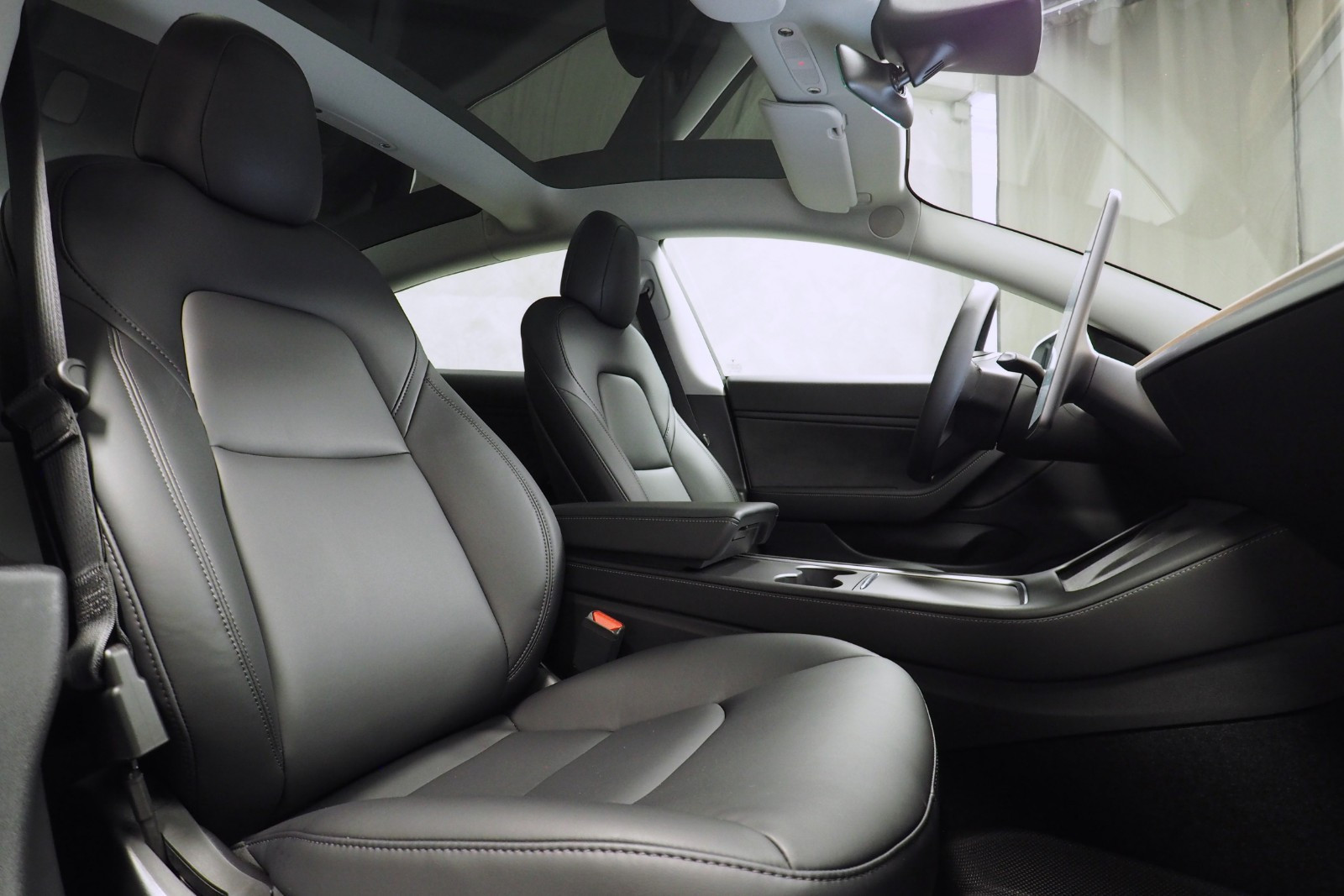 TESLA MODEL 3 LONG RANGE DUAL MOTOR - Image 6